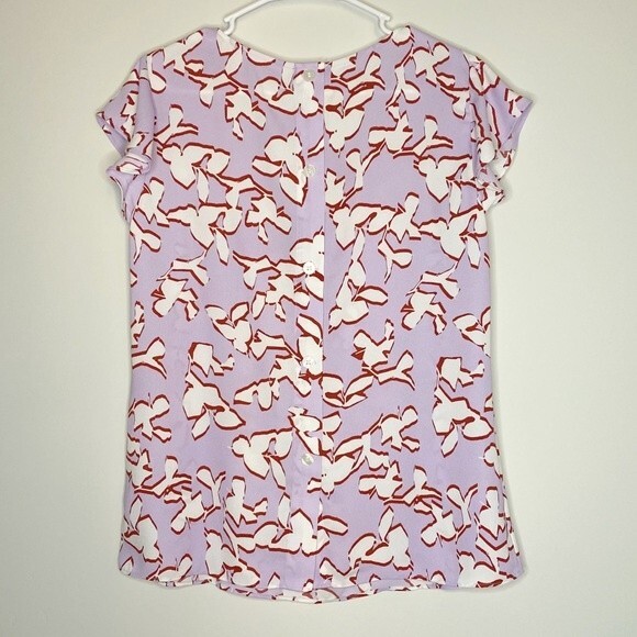 Halogen Lavendar Cap Sleeve Blouse Faux Button Back Square Neck Size S - Picture 3 of 7